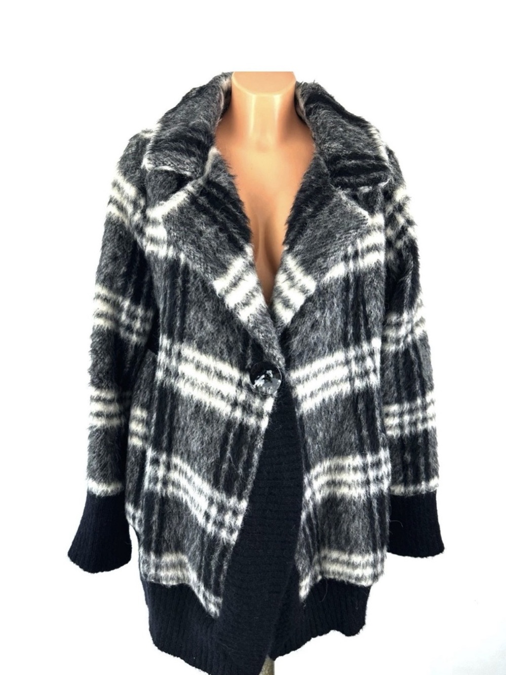 Italian Designer Alpaca Wool Plaid Teddy Jacket in Black & White
